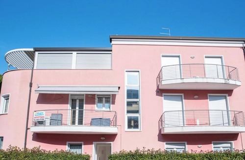 Lido di Jesolo Apartment | Apartment 'Casa Stella 03' with Private Terrace and Air Conditioning