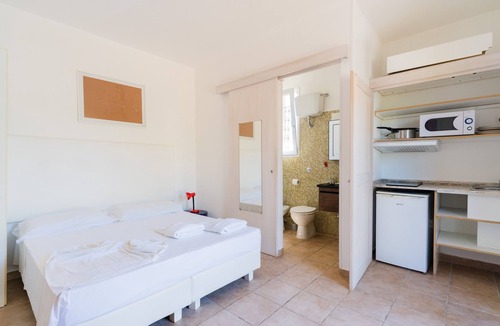 Tuglie House | Apartment 'Core Resort - 7' with Shared Pool, Wi-Fi, and Air Conditioning