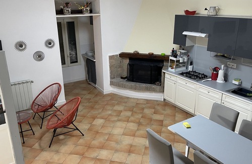 Zona LIV La Giustiniana Apartment | Apartment "Cottages 995" with Shared Terrace & Wi-Fi