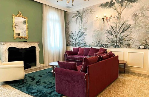 Dorsoduro Villa | Apartment Cristallo - Four Bedroom Villa, Sleeps 8
