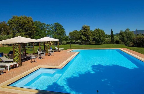 Follonica Apartment | Apartment Formula 4 in Follonica - 4 persons, 1 bedrooms