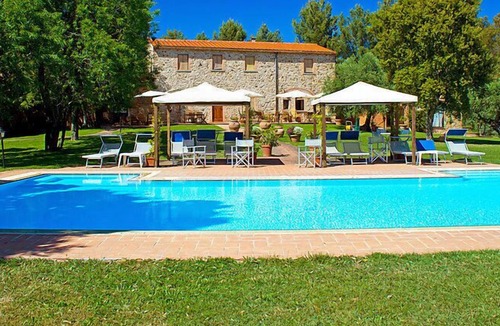 Follonica Apartment | Apartment Formula 4 in Follonica - 4 persons, 1 bedrooms