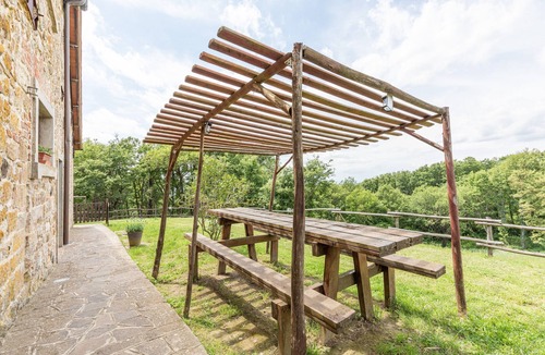 Chianciano Terme Apartment | Apartment 'Granaio' with Mountain View, Shared Pool and Wi-Fi