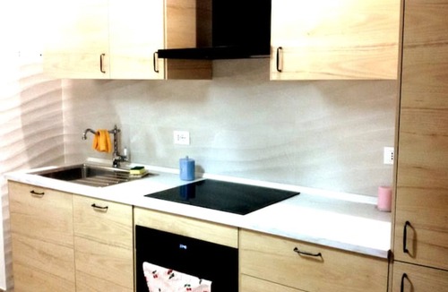 San Donato Apartment | Apartment 'Green House' with Shared Terrace, Wi-Fi and Air Conditioning