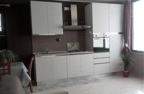 Castel di Sangro Apartment | Apartment 'I Tre Noci 1' with Mountain View, Shared Terrace and Wi-Fi