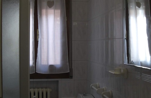 Marzabotto Apartment | apartment in a small building of 2 floors.