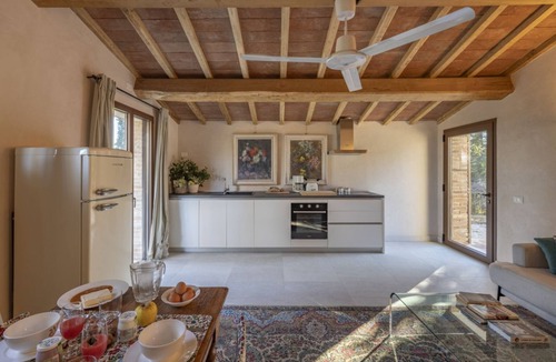Suvereto Apartment | Apartment in a Tuscan Farmhouse with Pool & AC