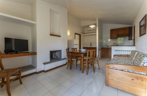 Giannella Apartment | Apartment in Giannella with 2 bedrooms sleeps 4