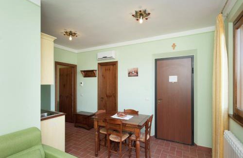 Monte del Lago House | Apartment in Monte del Lago near Lake Trasimeno