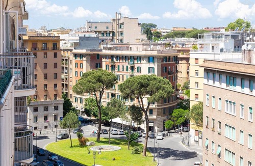 Quartiere XVII Trieste Apartment | Apartment in Via di Santa Costanza, a short distance from Corso Trieste