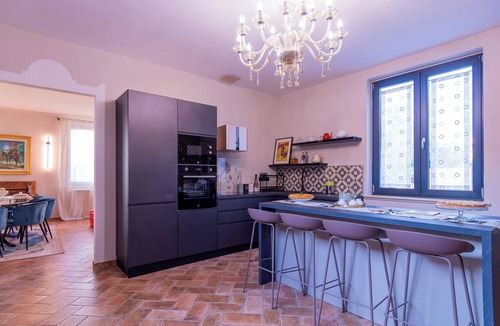 Stroncone Apartment | Apartment in villa with pool in Umbria