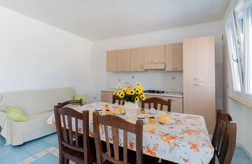 Marina di Mancaversa Apartment | Apartment 'Residence La Perla - Zaffiro' with Balcony and Air Conditioning