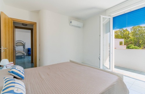 Marina di Mancaversa Apartment | Apartment 'Residence La Perla - Rubino' with Balcony and Air Conditioning
