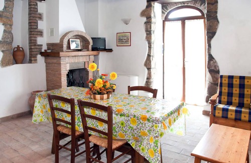 San Lorenzo Nuovo Apartment | Apartment ∙ 1 bedroom ∙ 4 guests