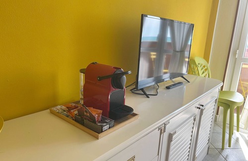 Saline Sadun Apartment | Apartment La Ginestra directly on the beach