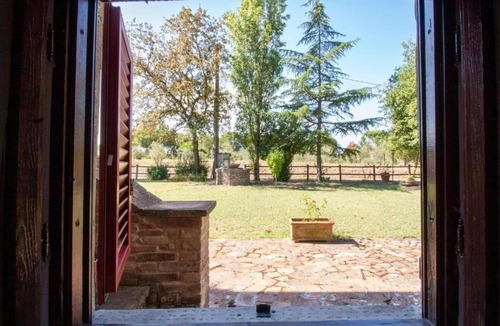 Ferretto House | Apartment "La Vecchia Fornace Casa Rossa" with Shared Pool & Wi-Fi