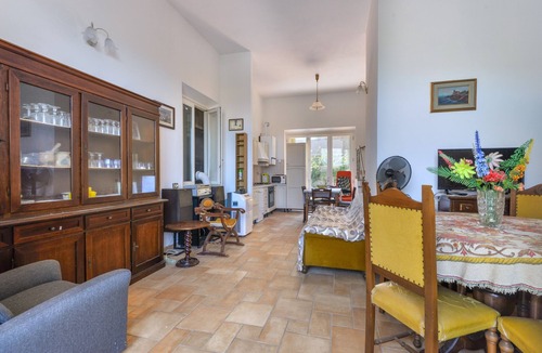 Bagnaia Apartment | Apartment 'Laura' with Sea View, Private Terrace and Air Conditioning