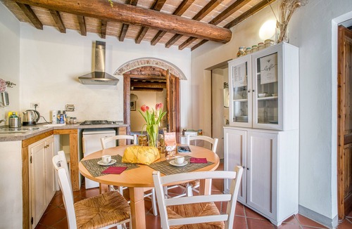 Umbertide House | Apartment 'Lavanda ad Antico Casale '700' with Shared Pool & Wi-Fi