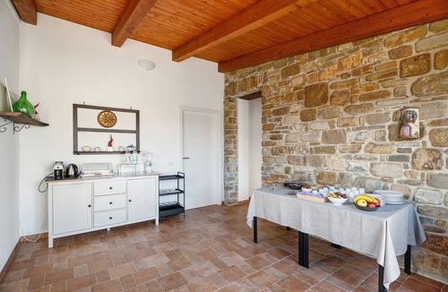 Montecorice Apartment | Apartment 'Lavanda Con Piscina' with Sea View, Wi-Fi and Air Conditioning