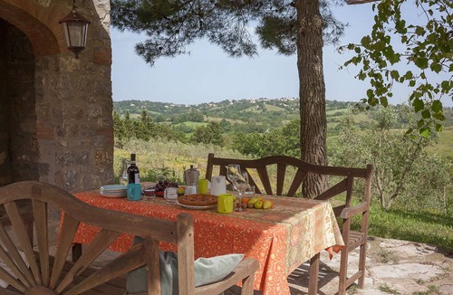 Scansano Apartment | Apartment "Lo Zoppo" with horses and swimming pool