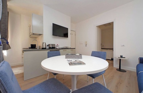 Campitelli Apartment | Apartment located in the heart of Rome ideal for families or couples