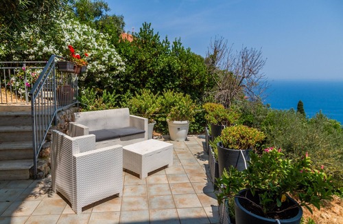 Porto Santo Stefano Apartment | Apartment 'Monte Argentario' with Private Terrace, Wi-Fi and Air Conditioning