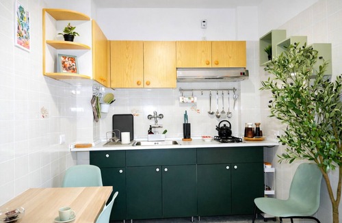 Ostiense Apartment | Apartment Mari&Lucio-Metro Basilica S.Paolo, 4 stops to Colosseum, 15min Termini