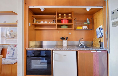 Capo D'arco Apartment | Apartment 'Mono Capo D'Arco Agrumeto' with Sea View, Shared Pool and Balcony