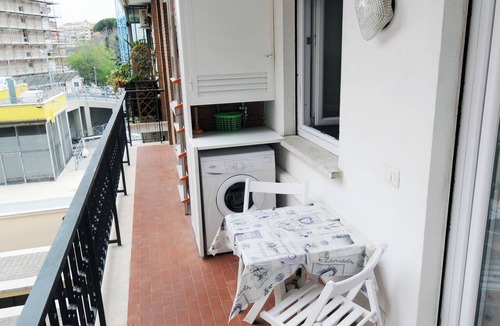 Quartiere XI Portuense Apartment | Apartment near Trastevere train station