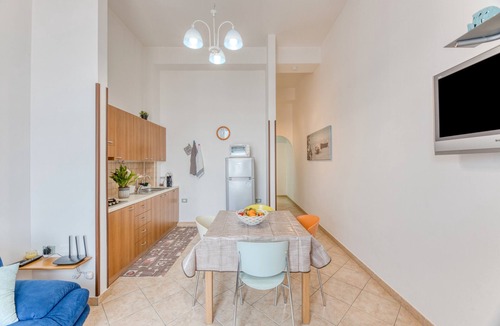 Acquarica del Capo Apartment | Apartment 'Pamela' with Private Terrace, Wi-Fi and Air Conditioning