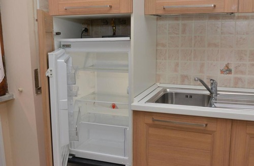 Rieti Apartment | Apartment 'Standard - Fiume Velino' with Wi-Fi and Air Conditioning