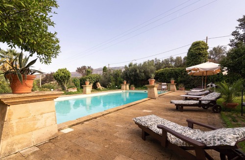 Porticalazzo Apartment | Apartment 'Tenuta Donna Vittoria - Mandarino' with Pool, 2 Terraces & Wi-Fi
