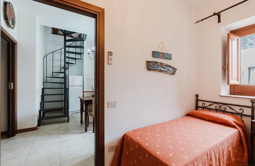 Custonaci Apartment | Apartment 'Torchio' with Shared Garden, Wi-Fi and Air Conditioning