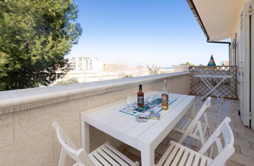 Municipio 1 Apartment | Apartment 'Torre Di Specchio 2 - Agapantus' with Pool, Wi-Fi and Air Conditioning