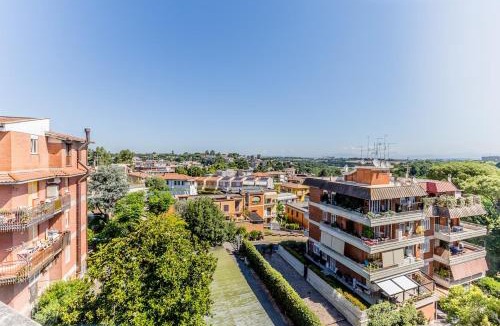 Cassia Apartment | Apartment with a view near Ospedale St Pietro