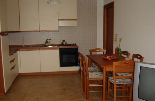 Ginosa Marina Apartment | APARTMENT WITH SHARED POOL.SLEEPS UP TO 6 -7 PEOPLE.