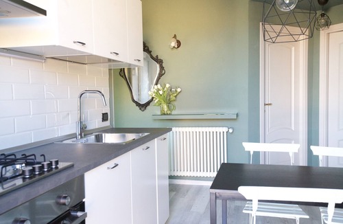 Gianicolense House | Apartment with terrace on Janiculum Hill, above Trastevere.