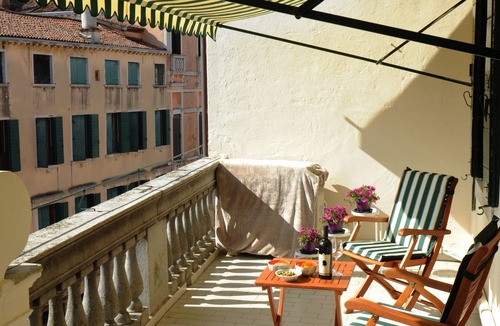 Santa Croce Apartment | Apartment with terraces in Venice