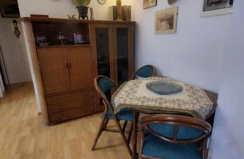 Bagnaia Apartment | Apartment Wohnung Baia 2 - Casa Rossella by Interhome