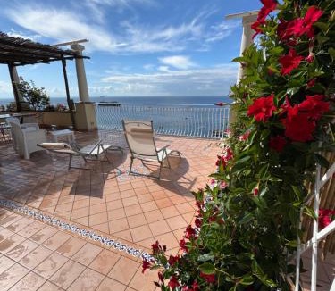 Amalfi Apartment | Apartments Amalfi Design Sea View accessible by 250 steps