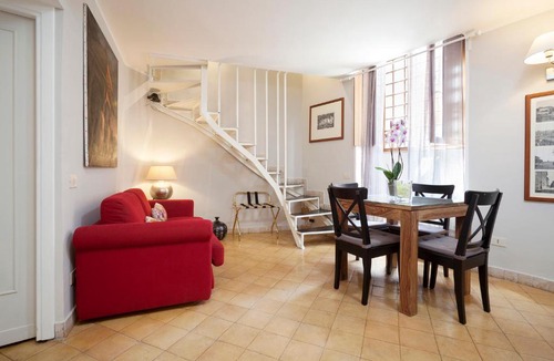 Rione VII Regola Apartment | Apartments Via Giulia