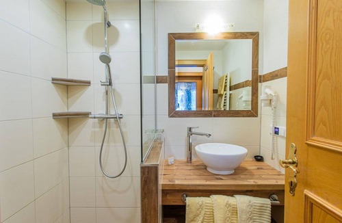 Ramsau am Dachstein Bed & Breakfast | App. C Scheichenspitz/1 bedroom/shower, bath, WC - Landhaus Kirchgasser