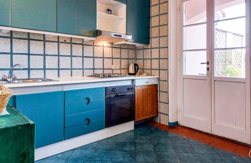 Bagno-Sprizze Apartment | APPARTAMENTI LE LOGGE - LE LOGGE PIANO AMMEZZATO