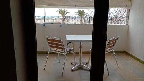 Chiesiola Apartment | Appartamenti per Vacanza Manfredi Vieste, Fronte mare con parcheggio