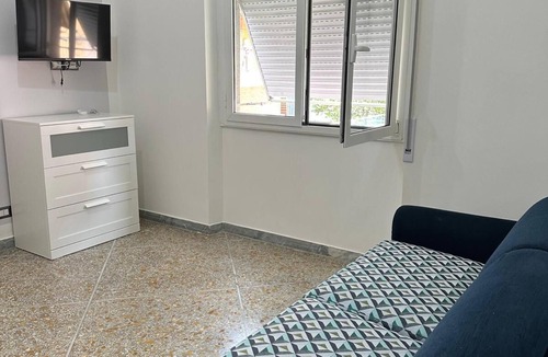 Prenestino-Centocelle Apartment | Appartamento a Roma - A&M House Per Vivere Roma in Libertà. Metro C a 200mt