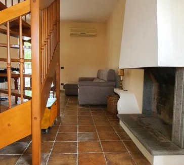 Rome Province Apartment | Appartamento con terrazzo