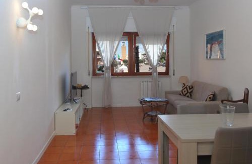 Lavinio Lido di Enea Apartment | Appartamento Lavinio
