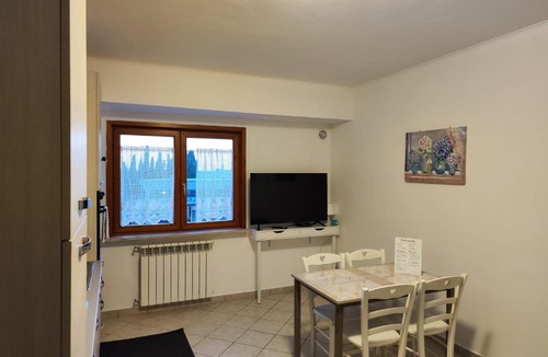 Pomezia Apartment | Appartamento Magnolia 210