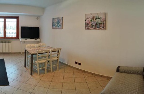 Pomezia Apartment | Appartamento Magnolia 210