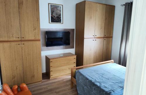 Zona XXXIII Acilia Sud Apartment | Appartamento RALUCA